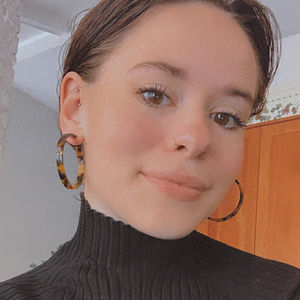 Meet your Posher, Isabel